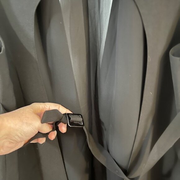 Chic long tunic style multi-media vest - Picture 6 of 6